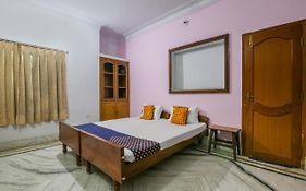 Spot On 65821 Silver Sand Guest House 2